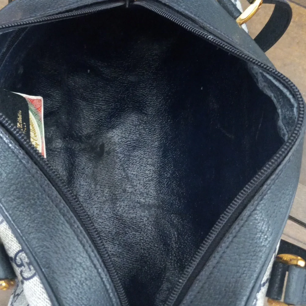 Authentic Vintage Gucci GG Monogram Supreme Tubular Satchel Bag - Picture 8 of 10